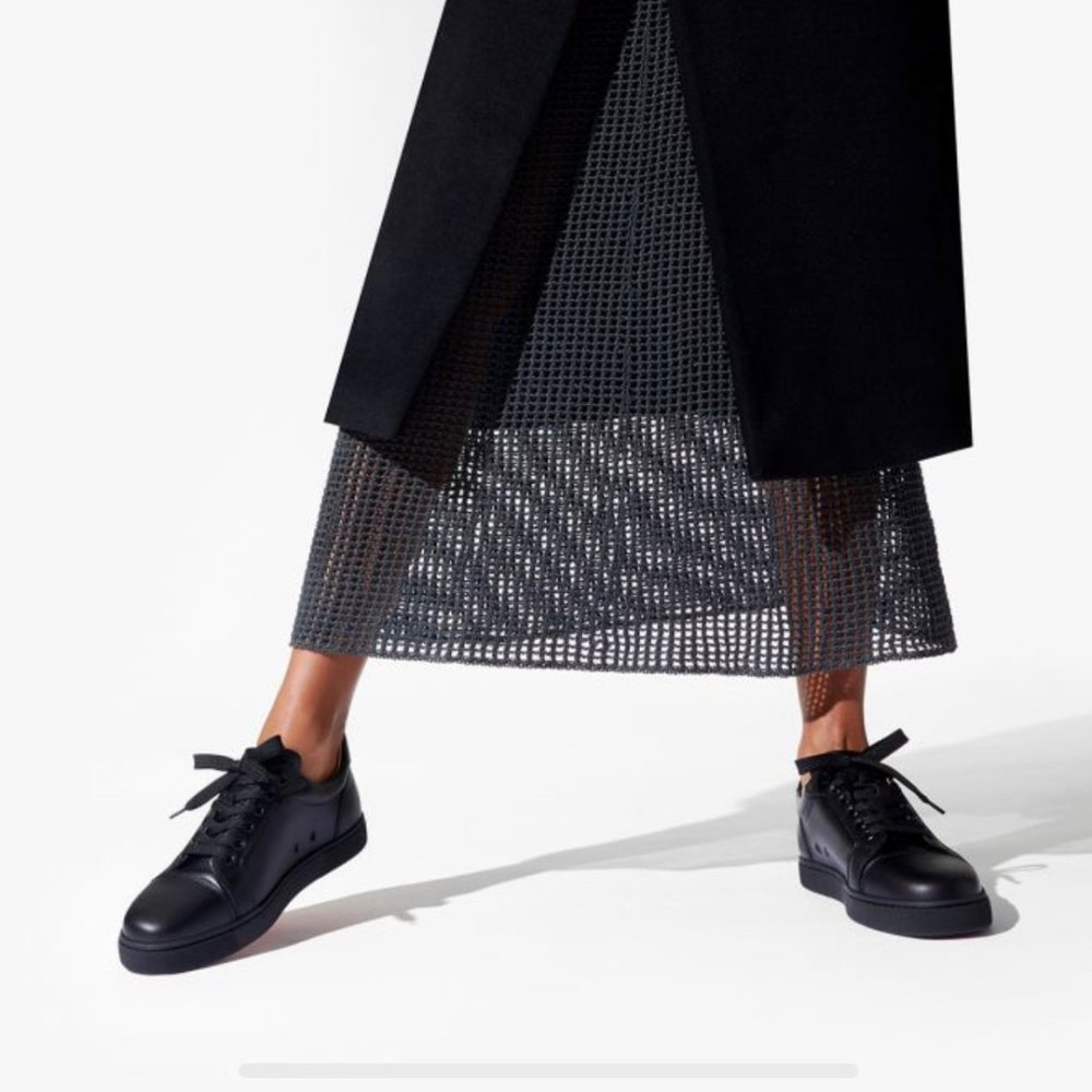 Sneakers. Louboutin Vieira Black Calf Leather. Flat. Size 39.5 Eu